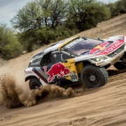 Peugeot si na Dakaru 2017 připsal trojnásobné vítězství