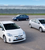 Celosvětové prodeje modelu Prius překročily hranici 3 milionu vozů