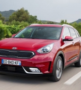 Kia začala na českém trhu nabízet hybridní crossover Niro
