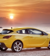 Opel Astra GTC přijede na podzim