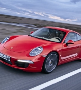 Porsche vyměňuje upevňovací šrouby palivových trubek