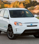Elektromobil Toyota RAV4 do výroby v roce 2012