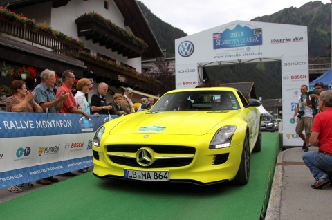 Mercedes_silvretta_E mob_2.jpg