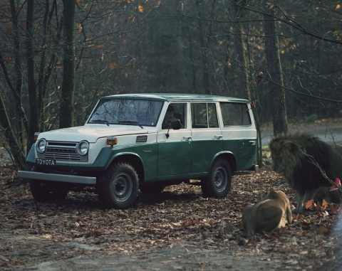 Land Cruiser_typ_FJ55.jpg