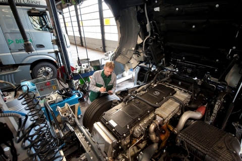 mercedes-benz-actros-new_record_3.jpg