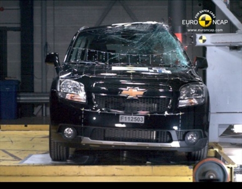 CHEVROLET_Orlando_2011_pole_impact.jpg