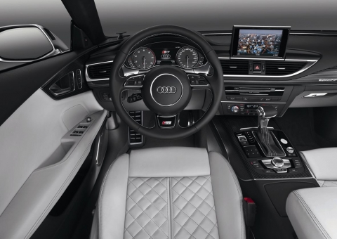 Audi_S7_Sportback_4.jpg