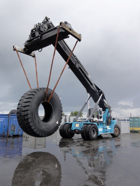 bridgestone_nejvetsi_pneu.jpg