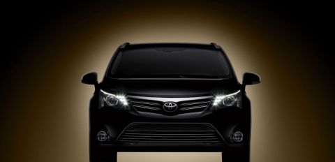 Toyota_Avensis_Dark.jpg